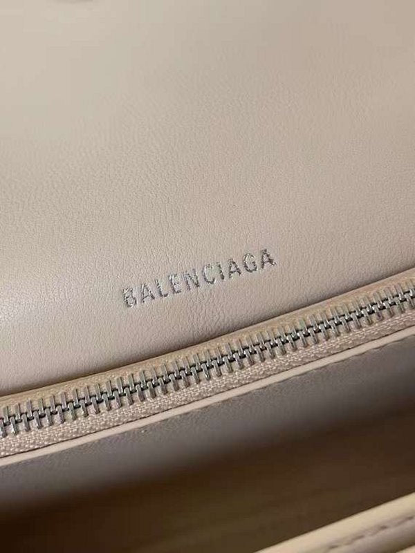 Balenciaga Hourglass Classic Bag BG02518