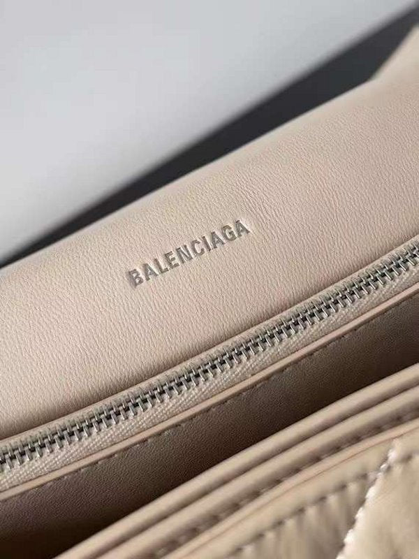 Balenciaga Hourglass Classic Bag BG02525