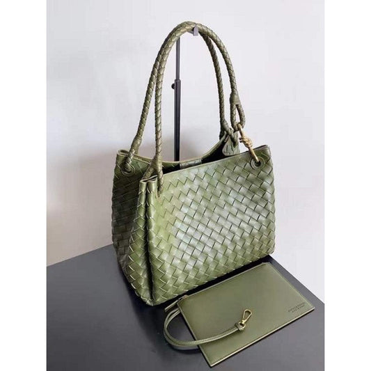 Bottega Veneta Andiamo Parachute Bag in Intrecciato Leather BGDC0061