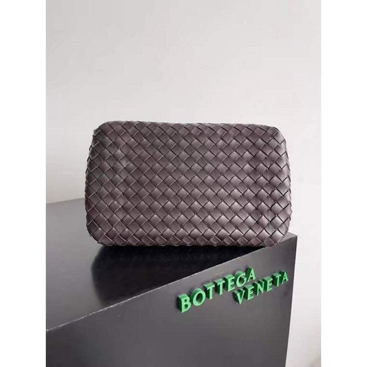Bottega Veneta Andiamo Parachute Bag in Intrecciato Leather BGDC0062