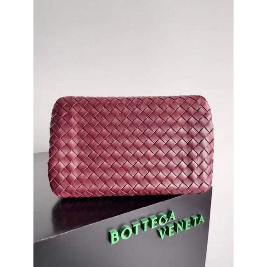 Bottega Veneta Andiamo Parachute Bag in Intrecciato Leather BGDC0067