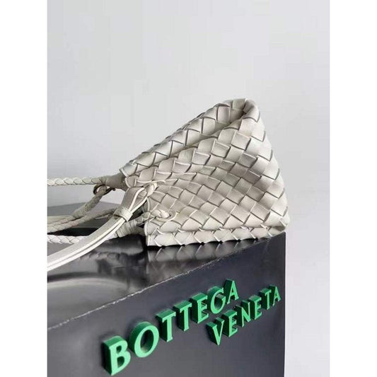 Bottega Veneta Andiamo Parachute Bag in Intrecciato Leather BGDC0069