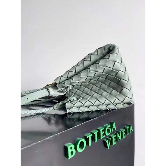 Bottega Veneta Andiamo Parachute Bag in Intrecciato Leather BGDC0070