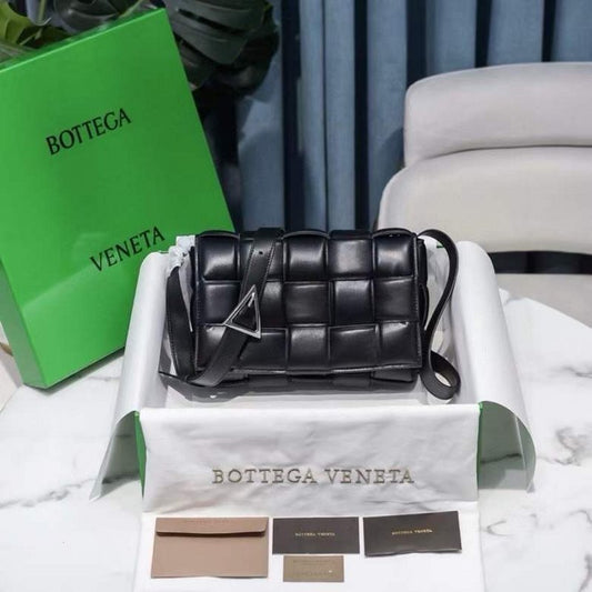 Bottega Veneta Cassette Pillow Bag BG02816