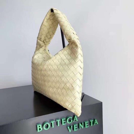 Bottega Veneta Hop Hand Bag BG03000