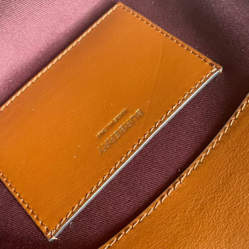 Burberry Cross Body Bag BG0525010
