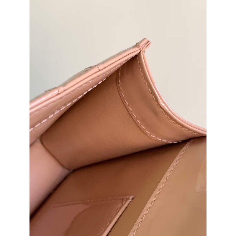 Bvlgari Serpenti Forever Hand Bag BG030555