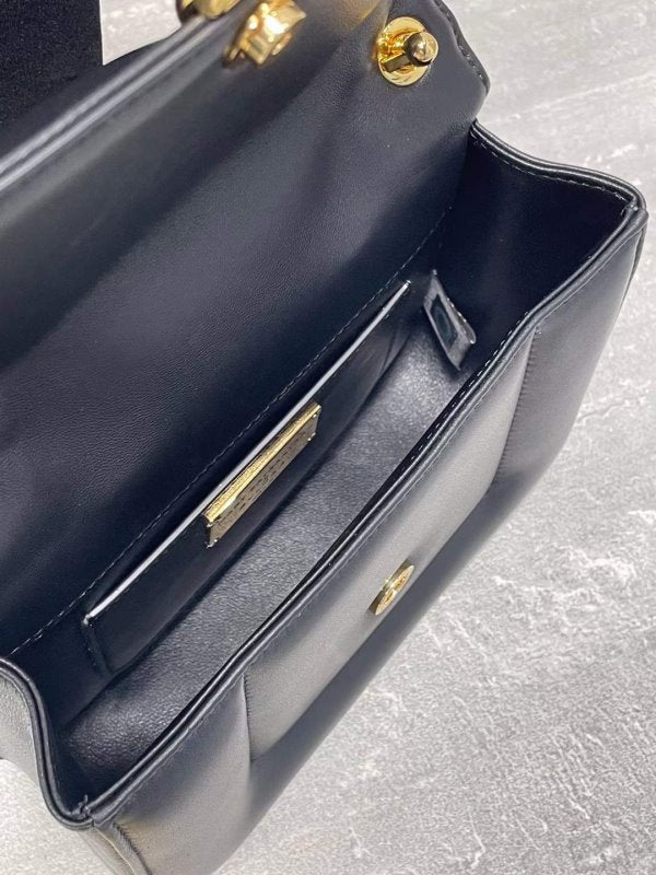 Bvlgari Serpenti Mary Classic Hand Bag BG02423