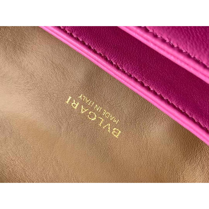 Bvlgari Serpenti Reverse Hand Bag BG030532