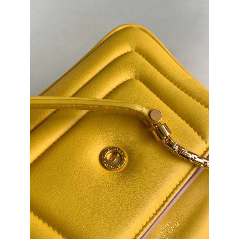 Bvlgari Serpenti Reverse Hand Bag BG030535