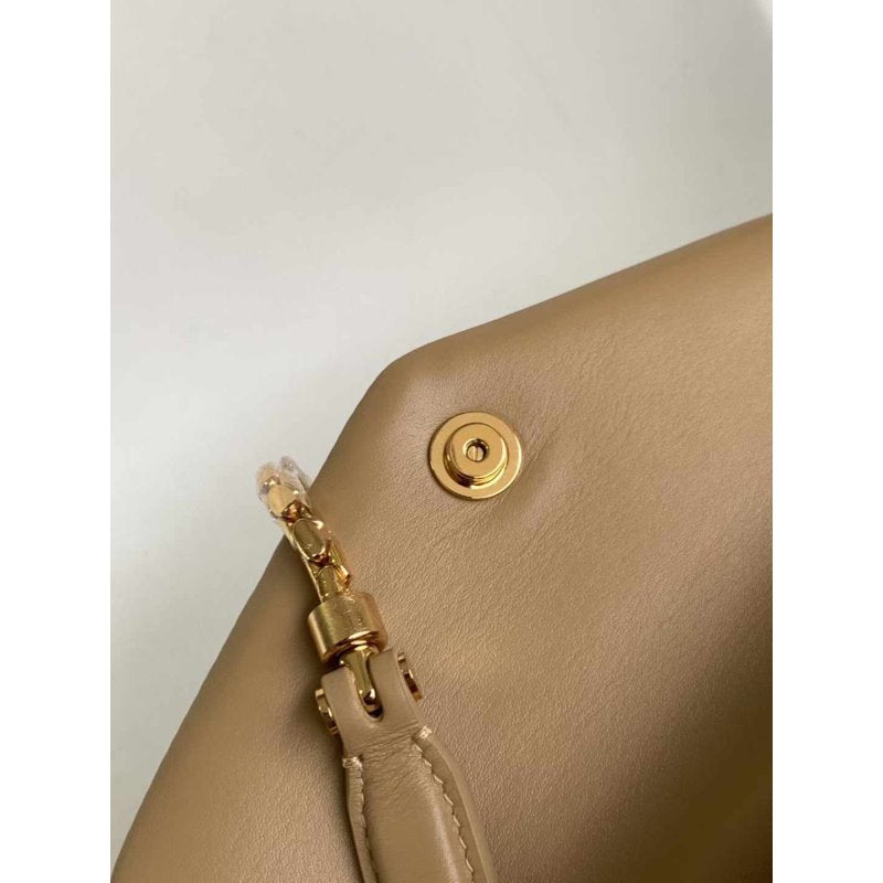 Bvlgari Serpenti Reverse Hand Bag BG030538