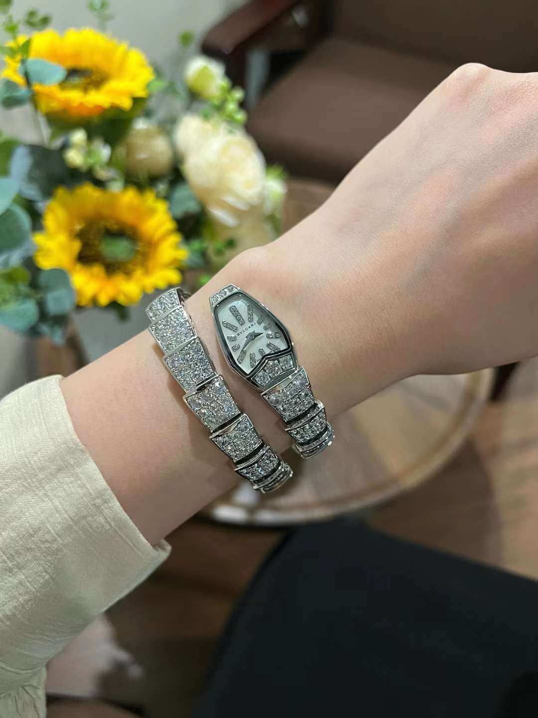 Bvlgari Serpenti Spig Series Wrist Watch WAT02079