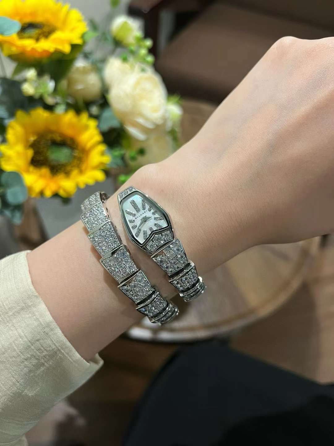 Bvlgari Serpenti Spig Series Wrist Watch WAT02079