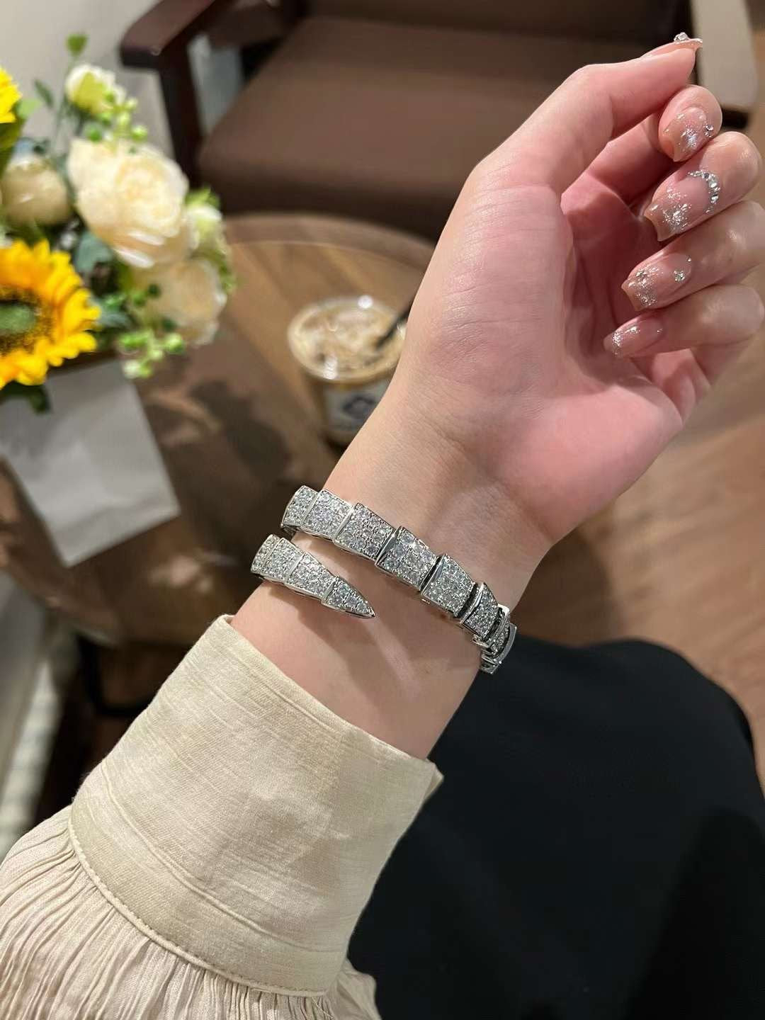 Bvlgari Serpenti Spig Series Wrist Watch WAT02079