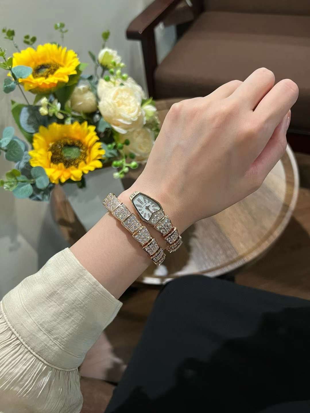 Bvlgari Serpenti Spig Series Wrist Watch WAT02081