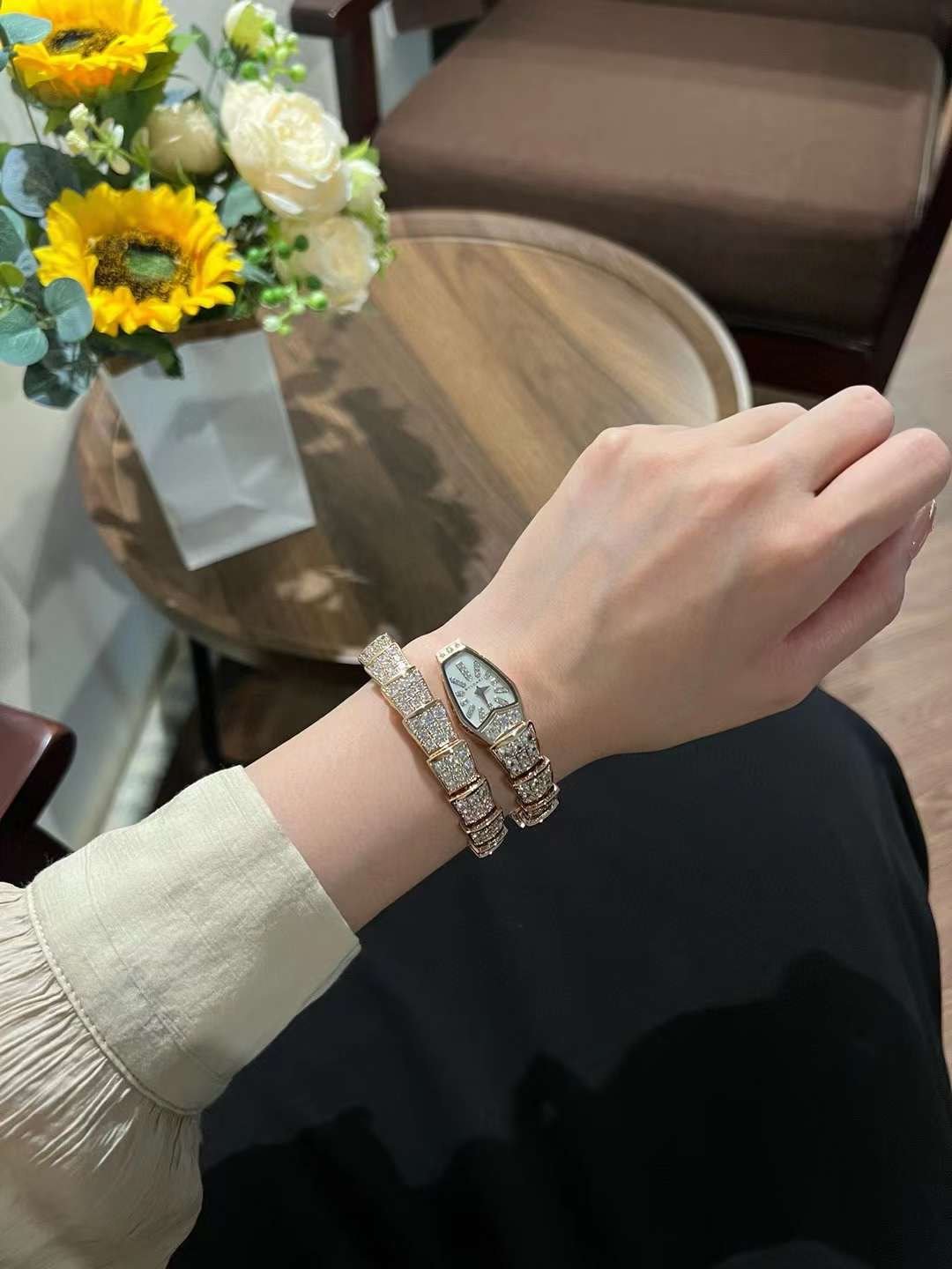 Bvlgari Serpenti Spig Series Wrist Watch WAT02081