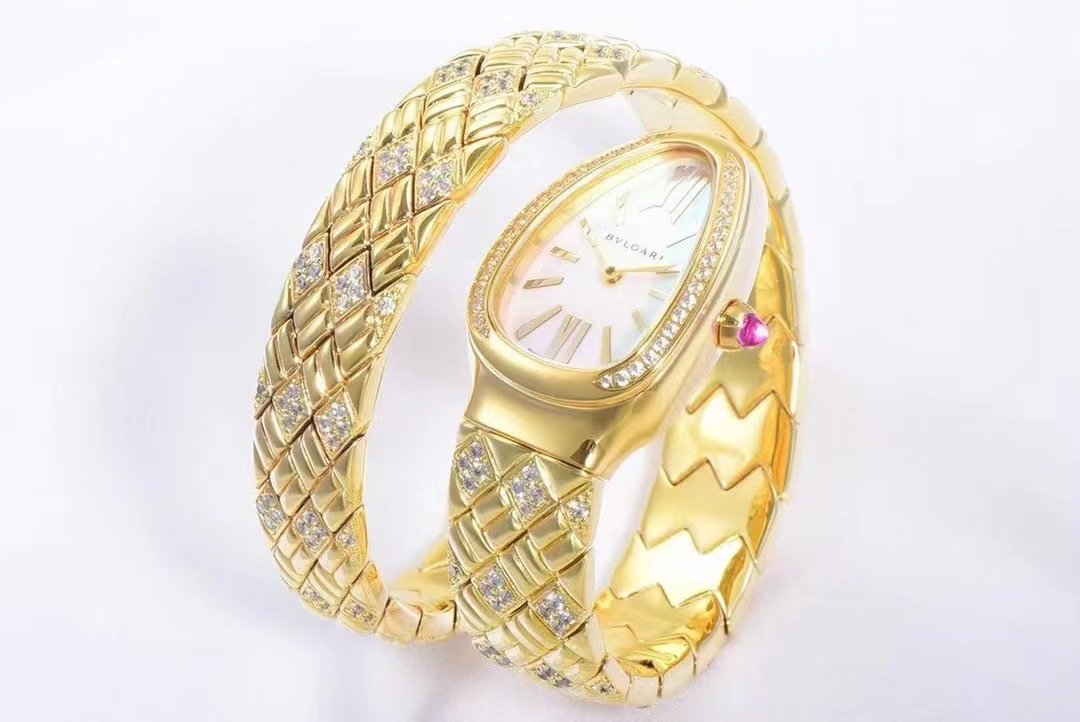 Bvlgari Serpenti Spigne Series Wrist Watch WTJN25008