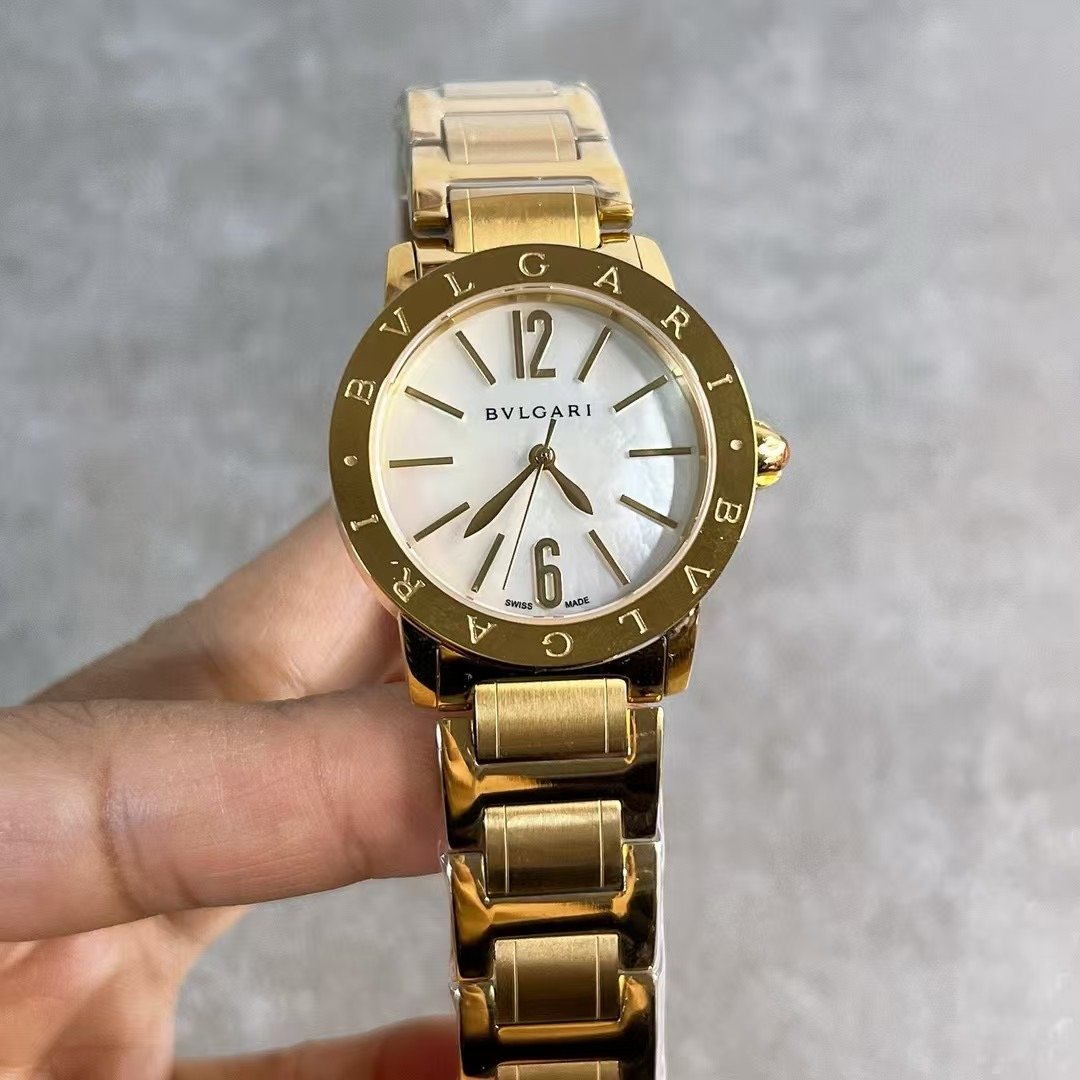 Bvlgari Unique Ruby Head Wrist Watch WTJN25020