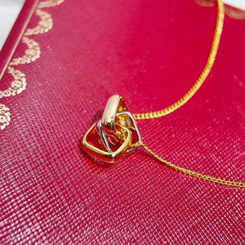 Cartier Three Ring Necklace JWLH0145