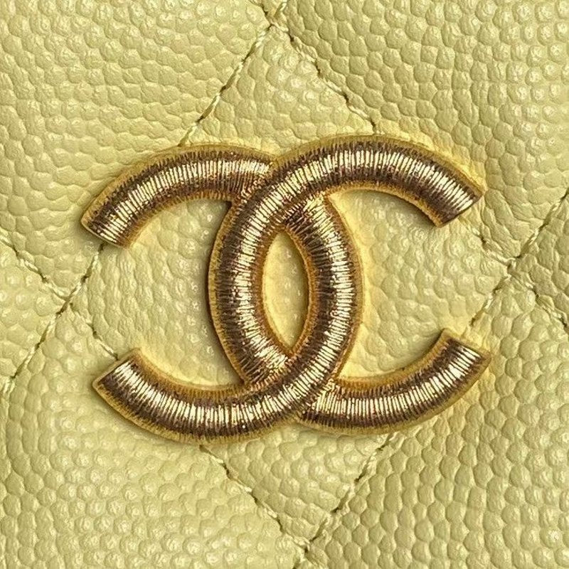 Chanel C Hand Bag BG0525116