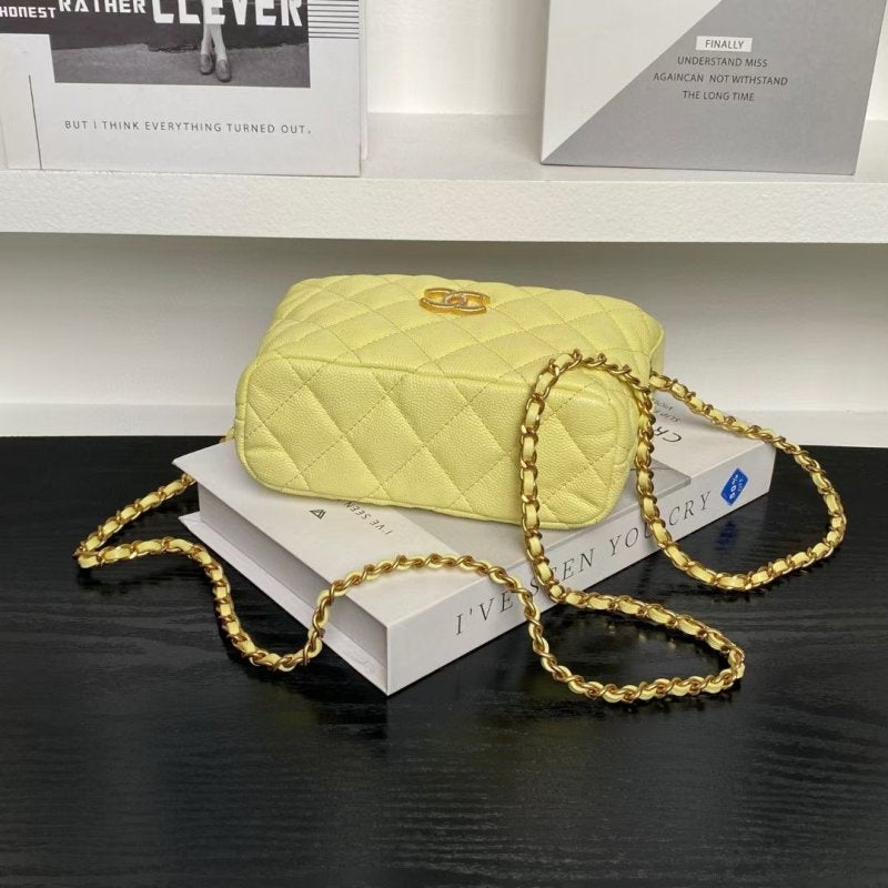 Chanel C Hand Bag BG0525116