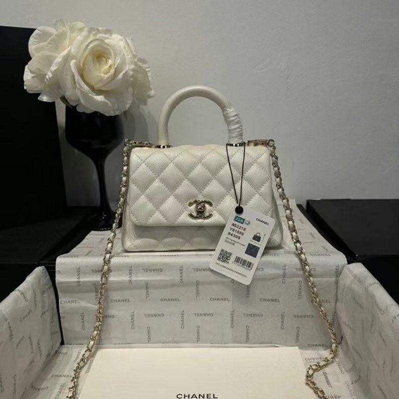 Chanel Coco Handle Bag BG0525043