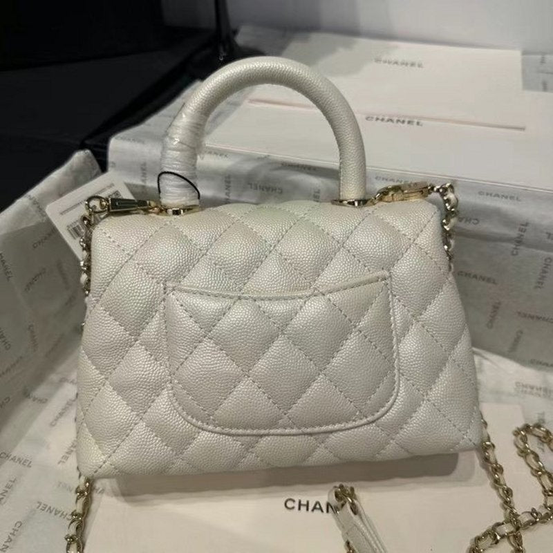 Chanel Coco Handle Bag BG0525043