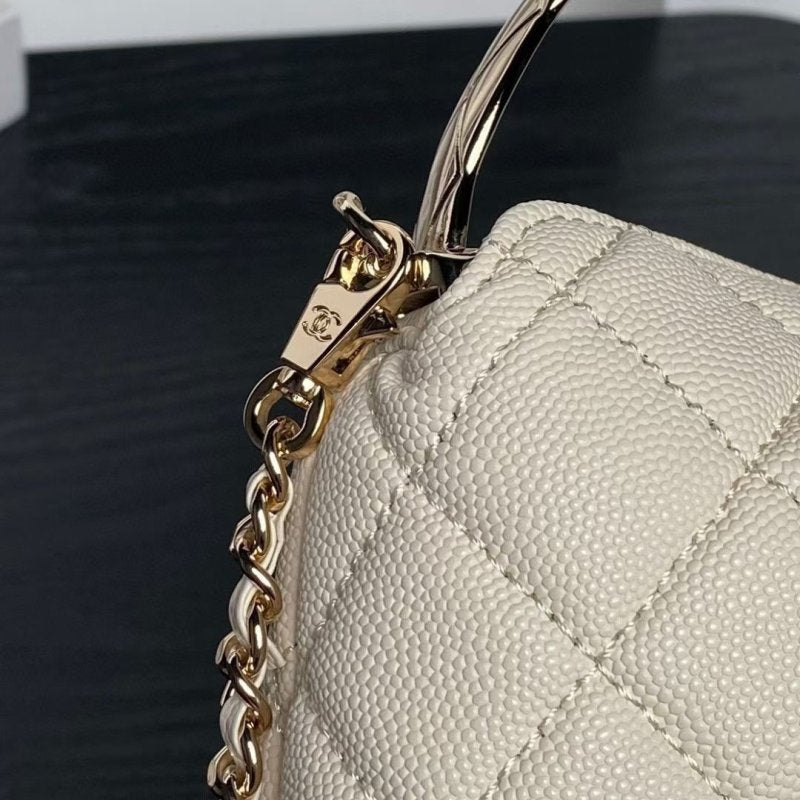 Chanel Coco crush Handle Bag BG0525097