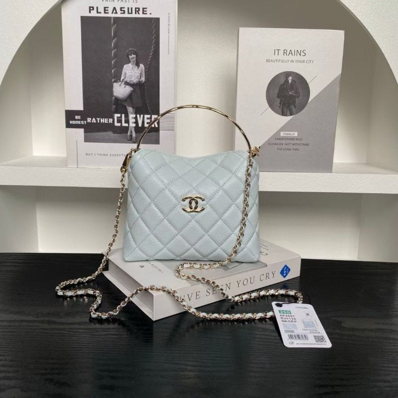 Chanel Coco crush Handle Bag BG0525098