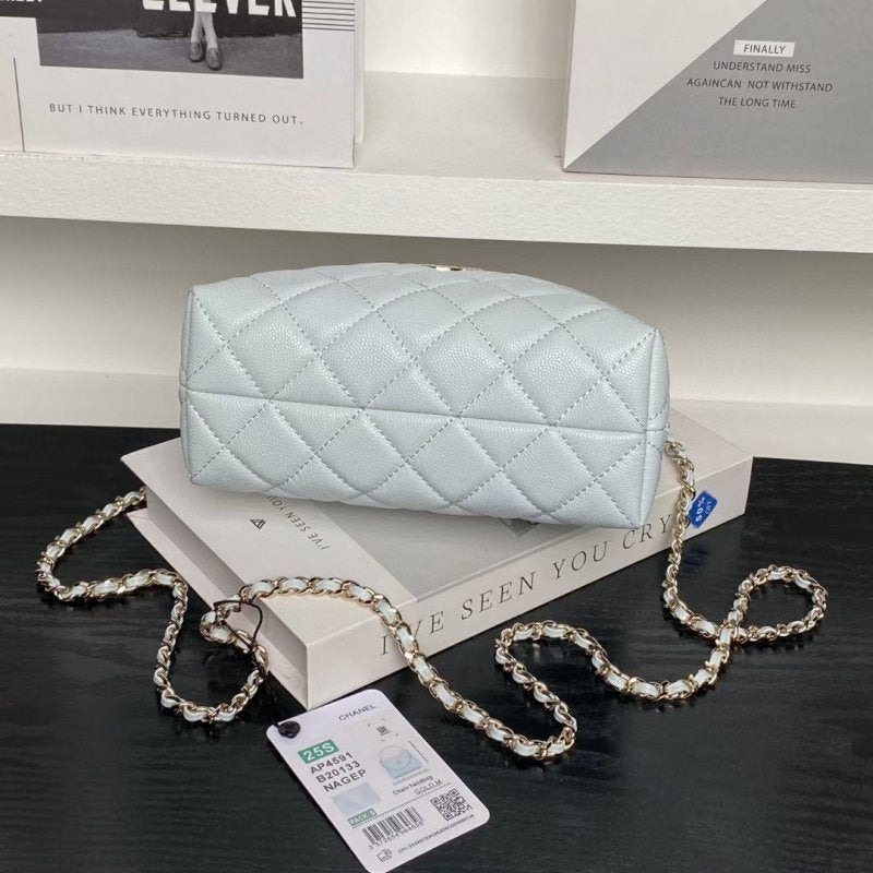 Chanel Coco crush Handle Bag BG0525098