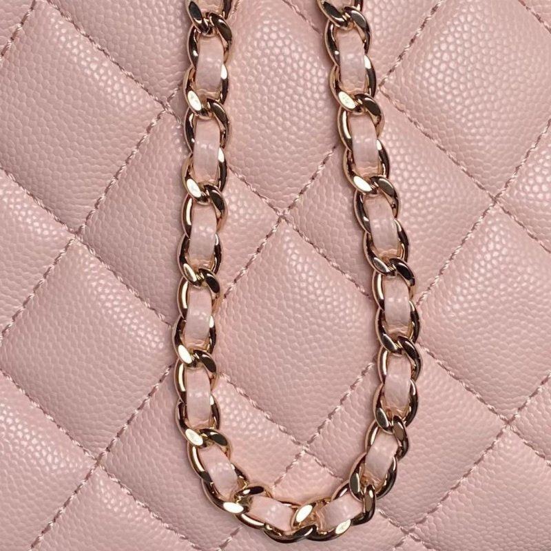 Chanel Coco crush Handle Bag BG0525100