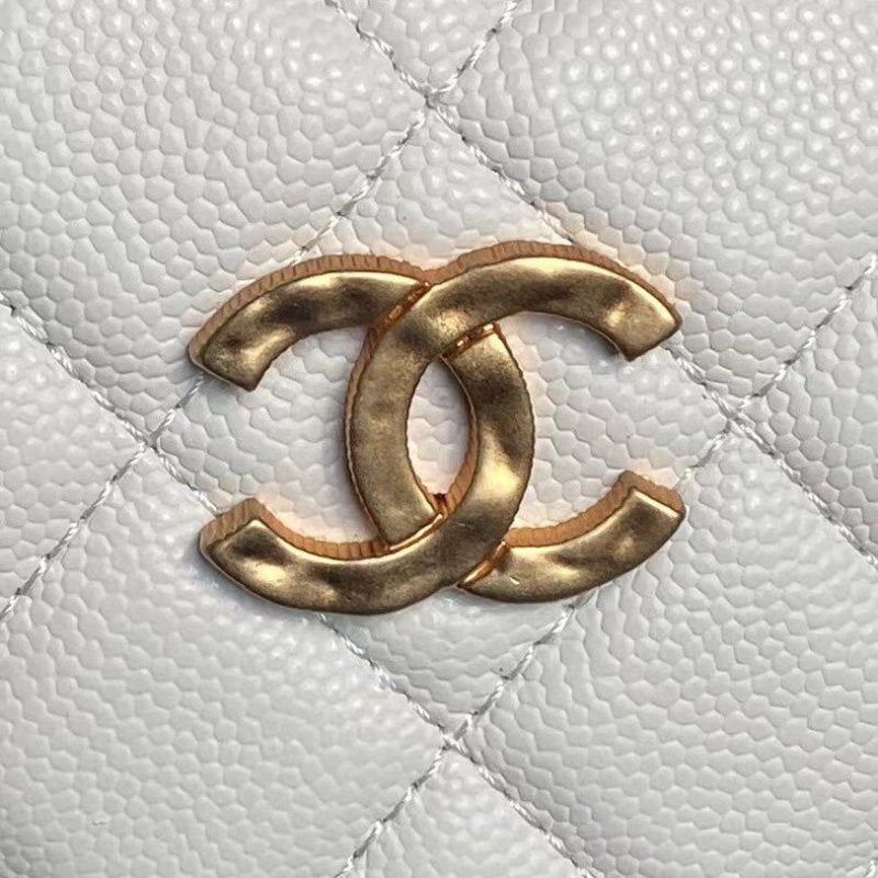 Chanel Moon Bag BG0525107
