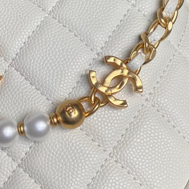 Chanel Moon Bag BG0525107