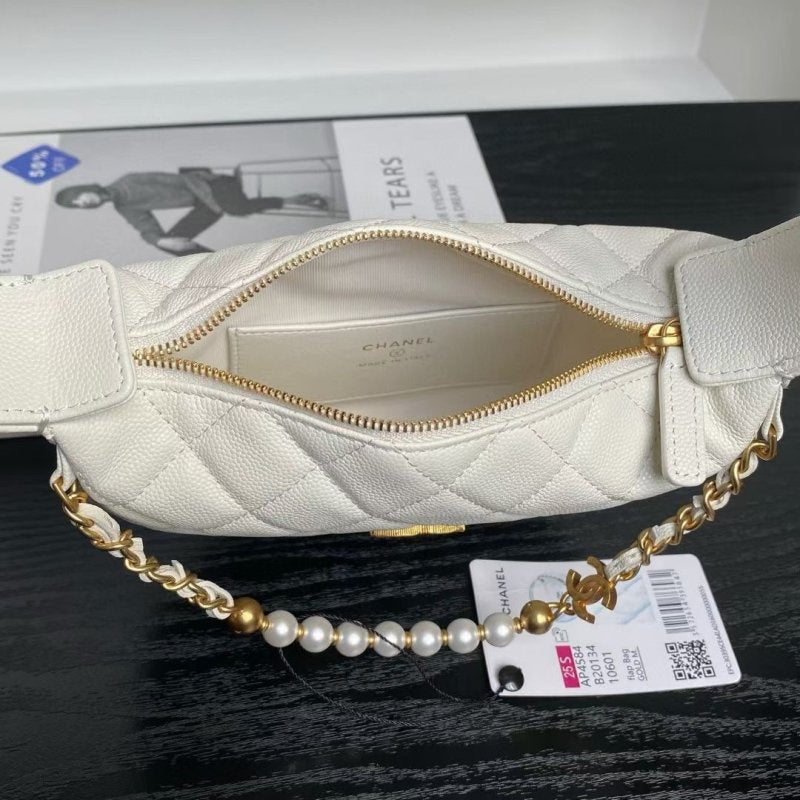Chanel Moon Bag BG0525107
