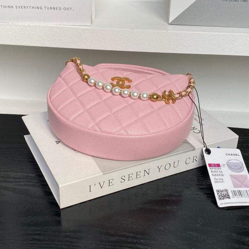 Chanel Moon Bag BG0525108