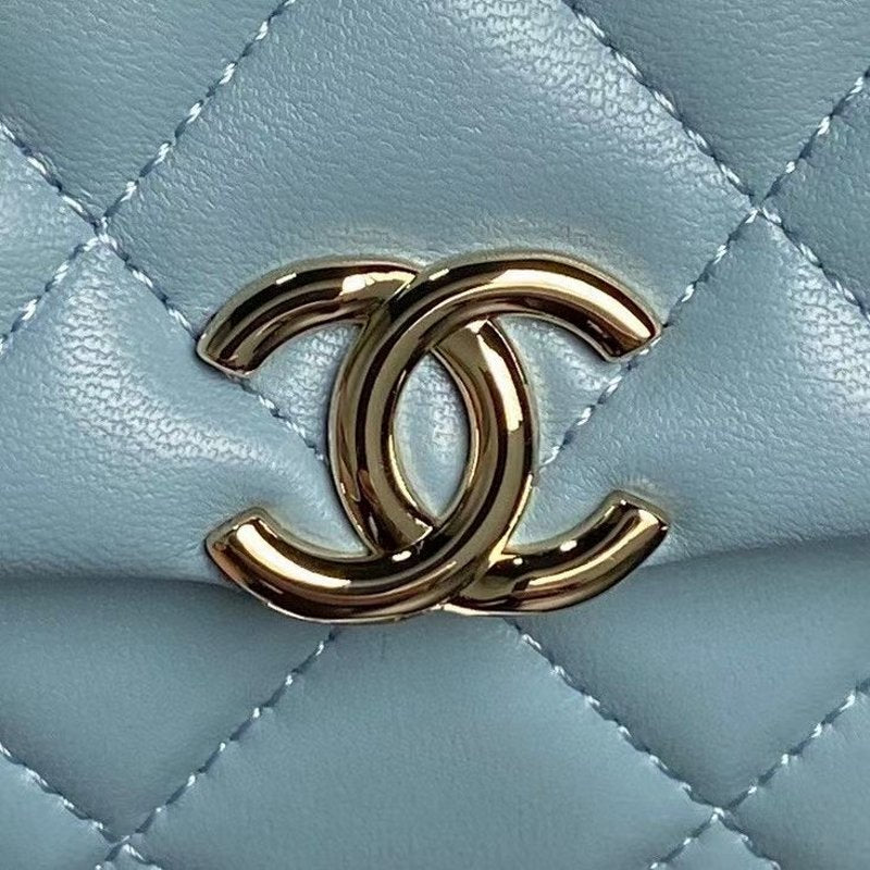 Chanel Small Chain Hand Bag BG0525121