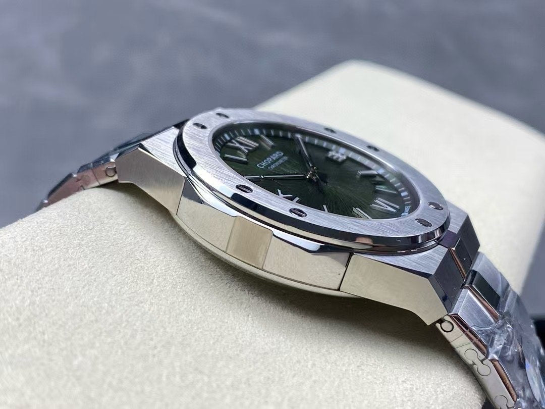 Chopard Alpine Eagle Snow Mountain Wrist Watch WTJN25127