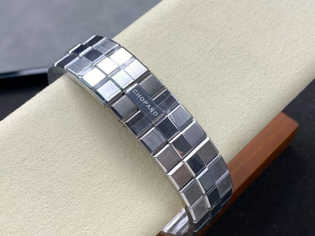 Chopard Alpine Eagle Snow Mountain Wrist Watch WTJN25127