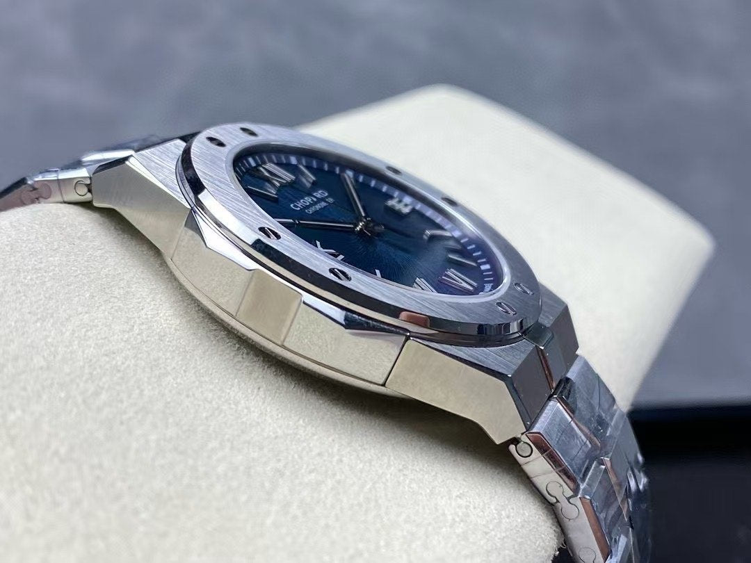 Chopard Alpine Eagle Snow Mountain Wrist Watch WTJN25129