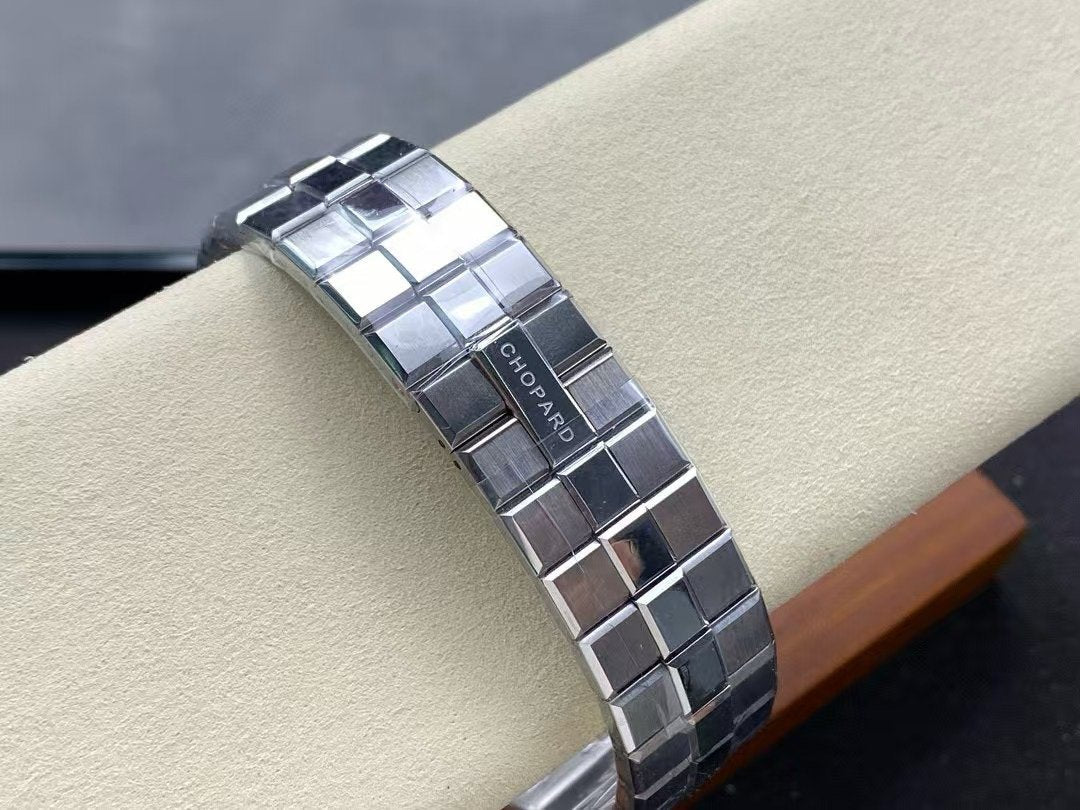 Chopard Alpine Eagle Snow Mountain Wrist Watch WTJN25129