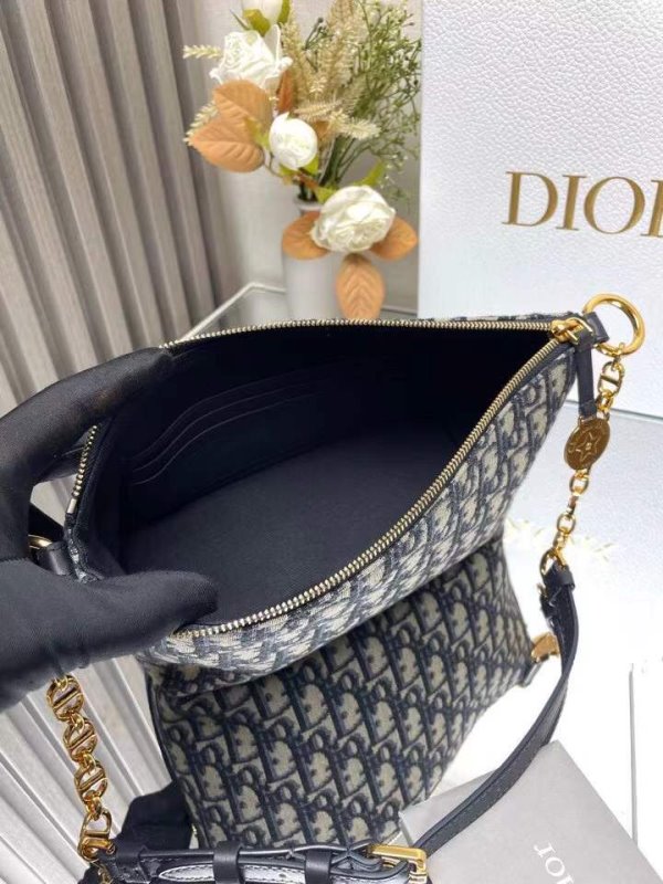Dior Shoulder Bag BG02351