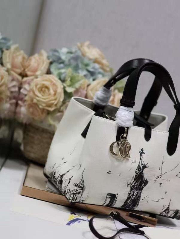 Dior Tojour Hand Bag BG02340