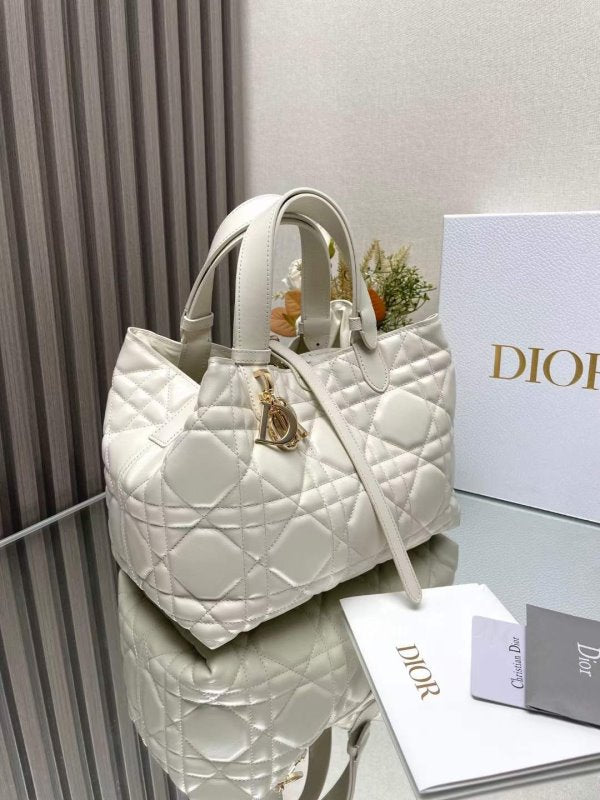 Dior Tojour Hand Bag BG02345