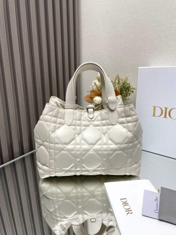 Dior Tojour Hand Bag BG02345