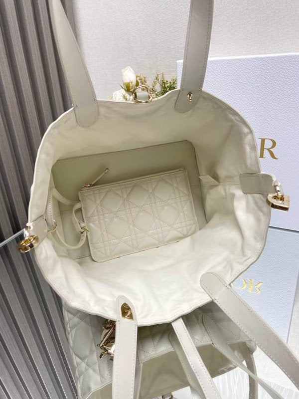Dior Tojour Hand Bag BG02345