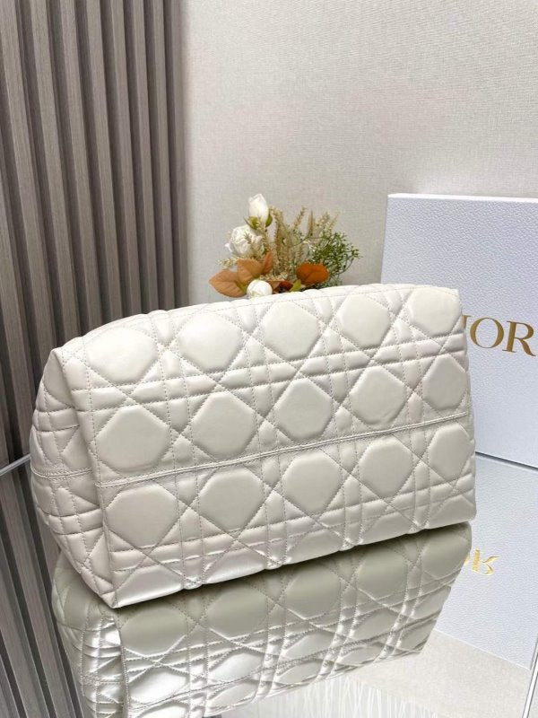Dior Tojour Hand Bag BG02346