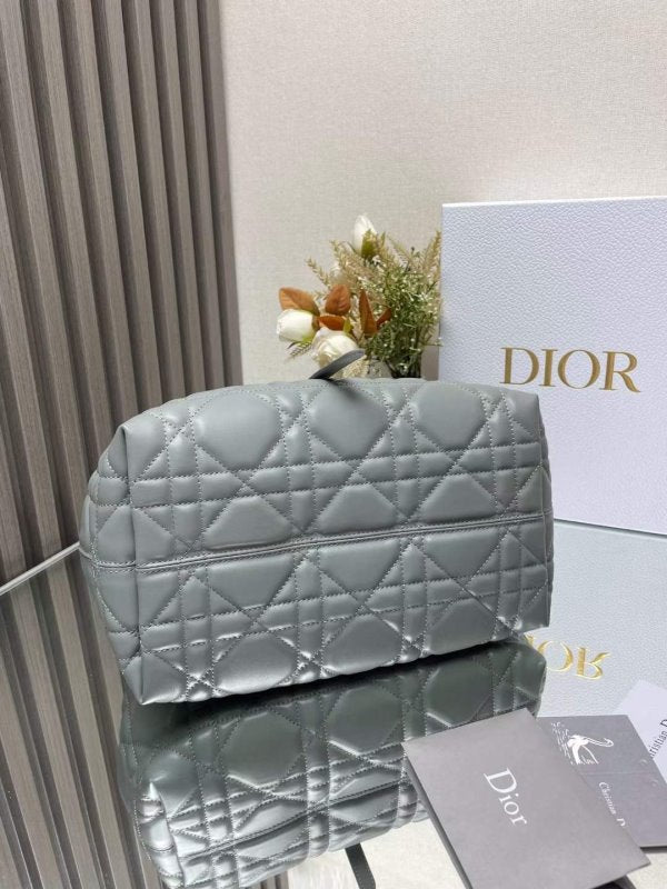 Dior Tojour Hand Bag BG02348