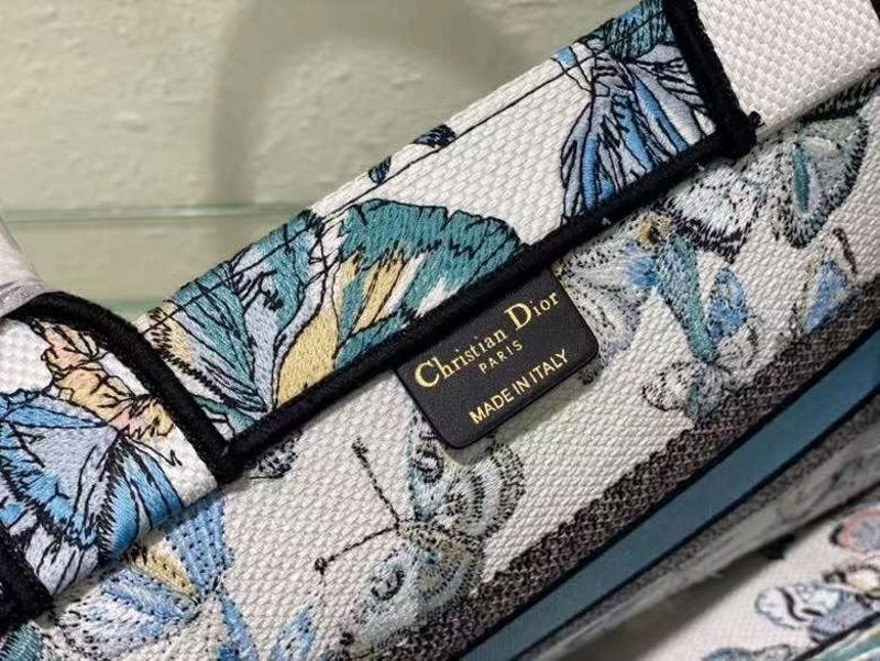 Dior Tote Hand Bag BG02337