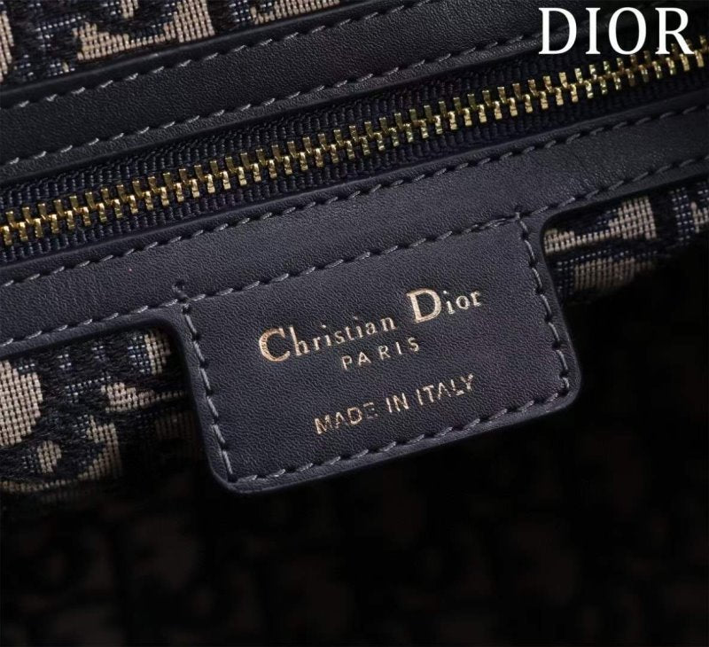 Dior Wicker Bag BG02344