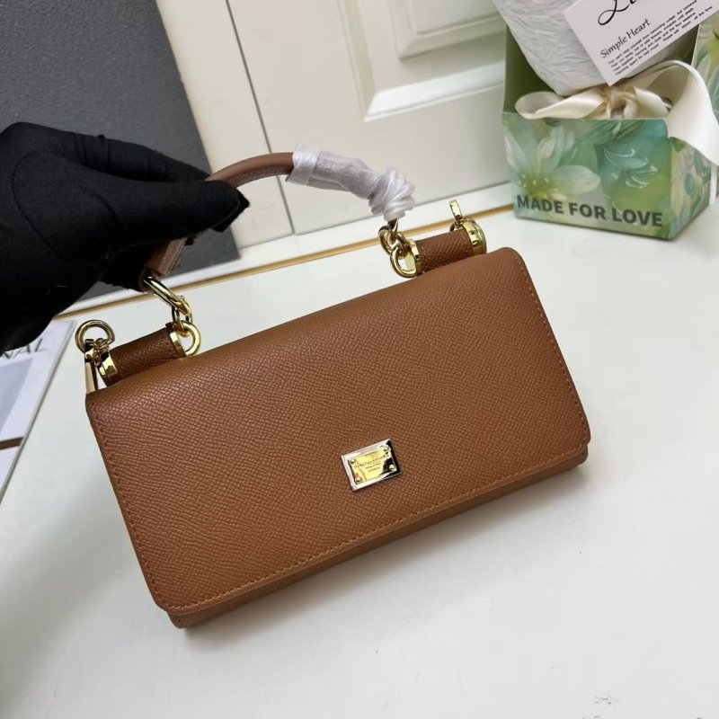 Dolce and Gabbana Hand Bag BG0525150